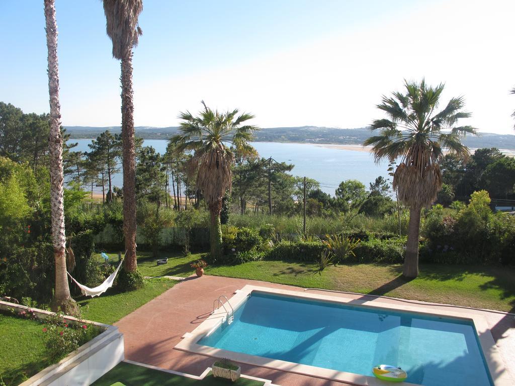 Casa Branca Guest House Foz do Arelho Esterno foto