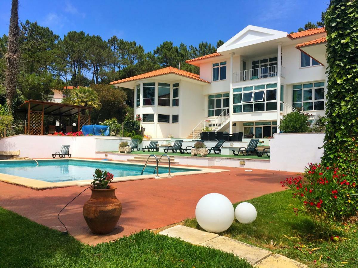 Casa Branca Guest House Foz do Arelho Esterno foto