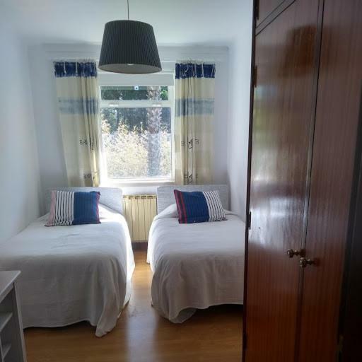 Casa Branca Guest House Foz do Arelho Esterno foto
